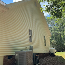 Beautifully-Clean-Results-for-this-House-Wash-in-Fuquay-Varina 0